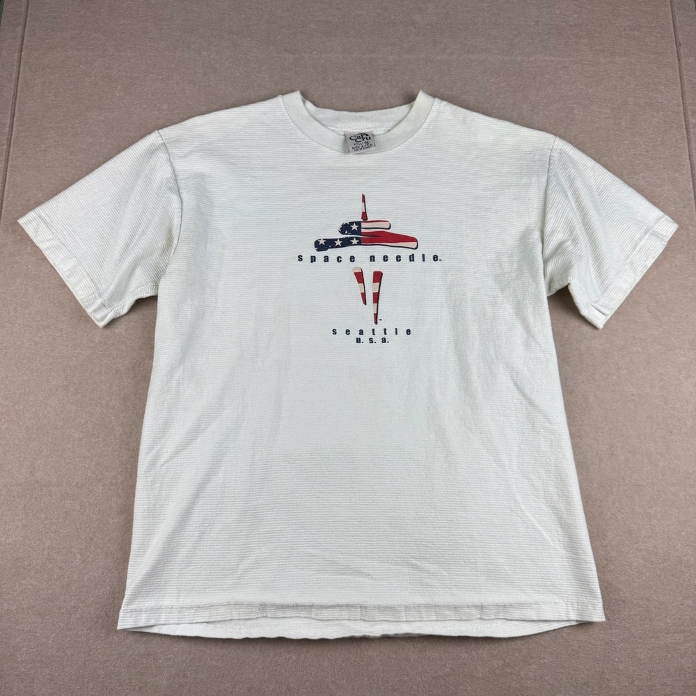 Cal Cru Shirt Mens M White Space Needle Seattle USA Graphic Single Stitch Tee